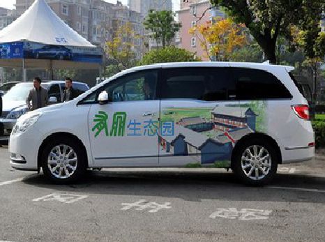 安庆户外车贴喷绘如何保持效果?